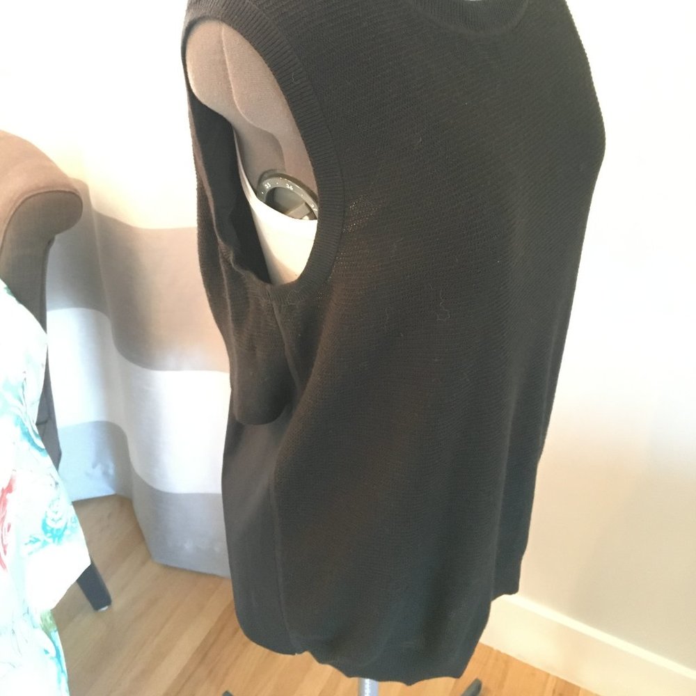 Banana Republic Sleeveless Sweater